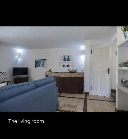 Fuli Apartment
